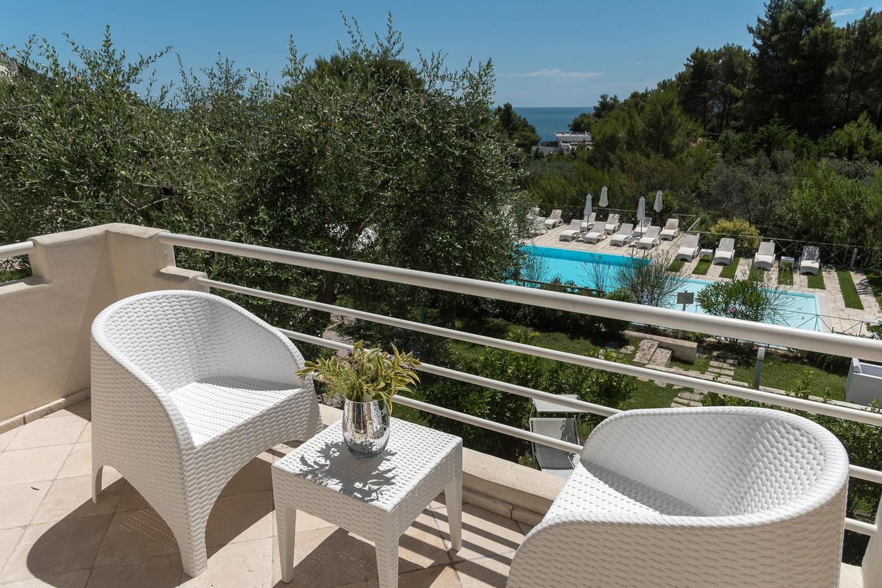 Baia Dei Mergoli Hotel มัตตีนาตา ภายนอก รูปภาพ